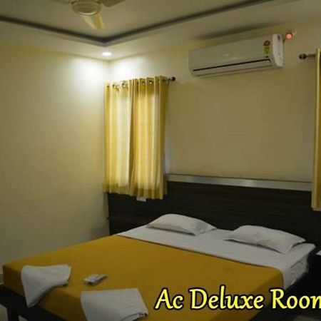 Hotel Green Tree Райпур Экстерьер фото